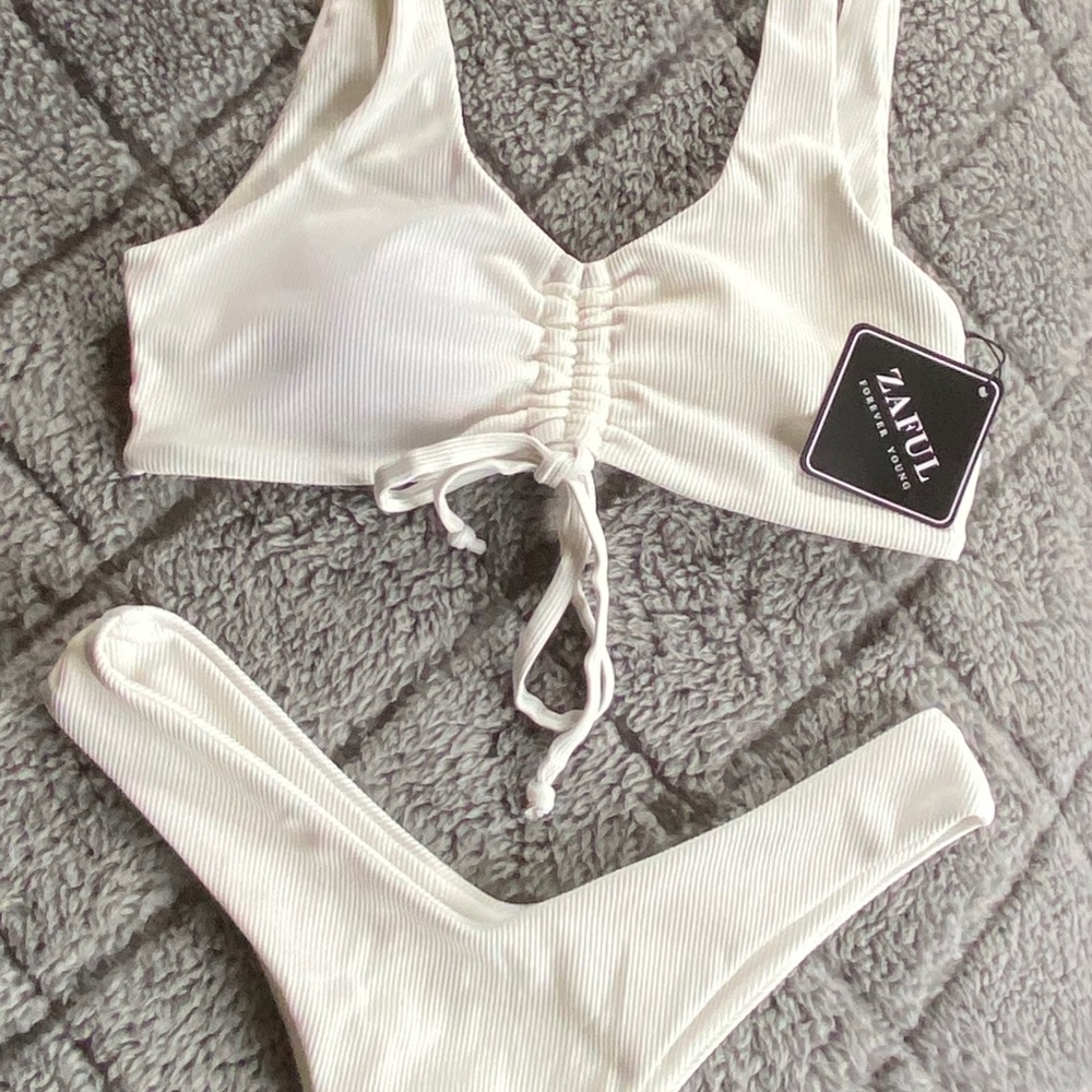 White Bikini set